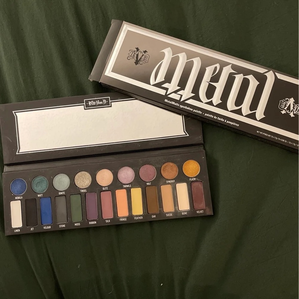 Kat Von D Metal Matte Pallete